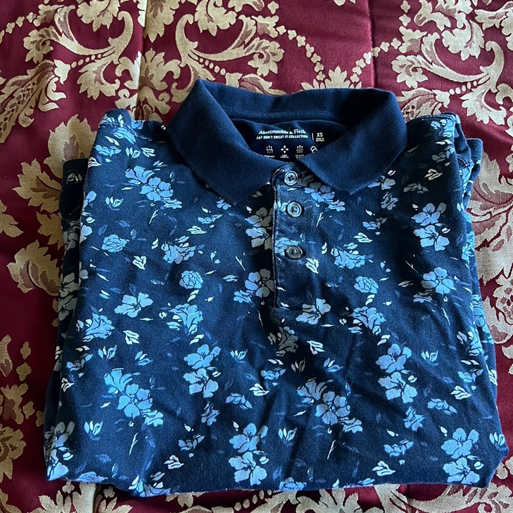 Abercrombie and Fitch floral polo shirt navy blue perfect condition